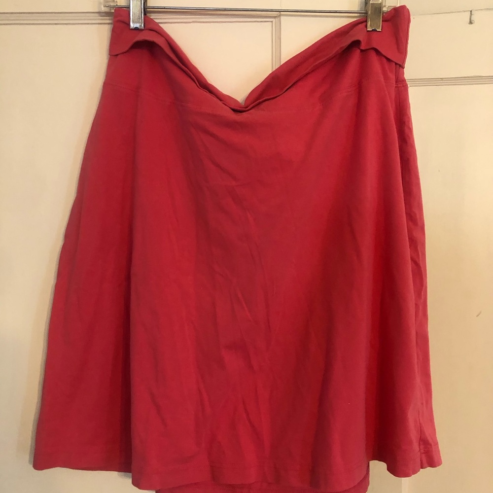Merina pull on skirt